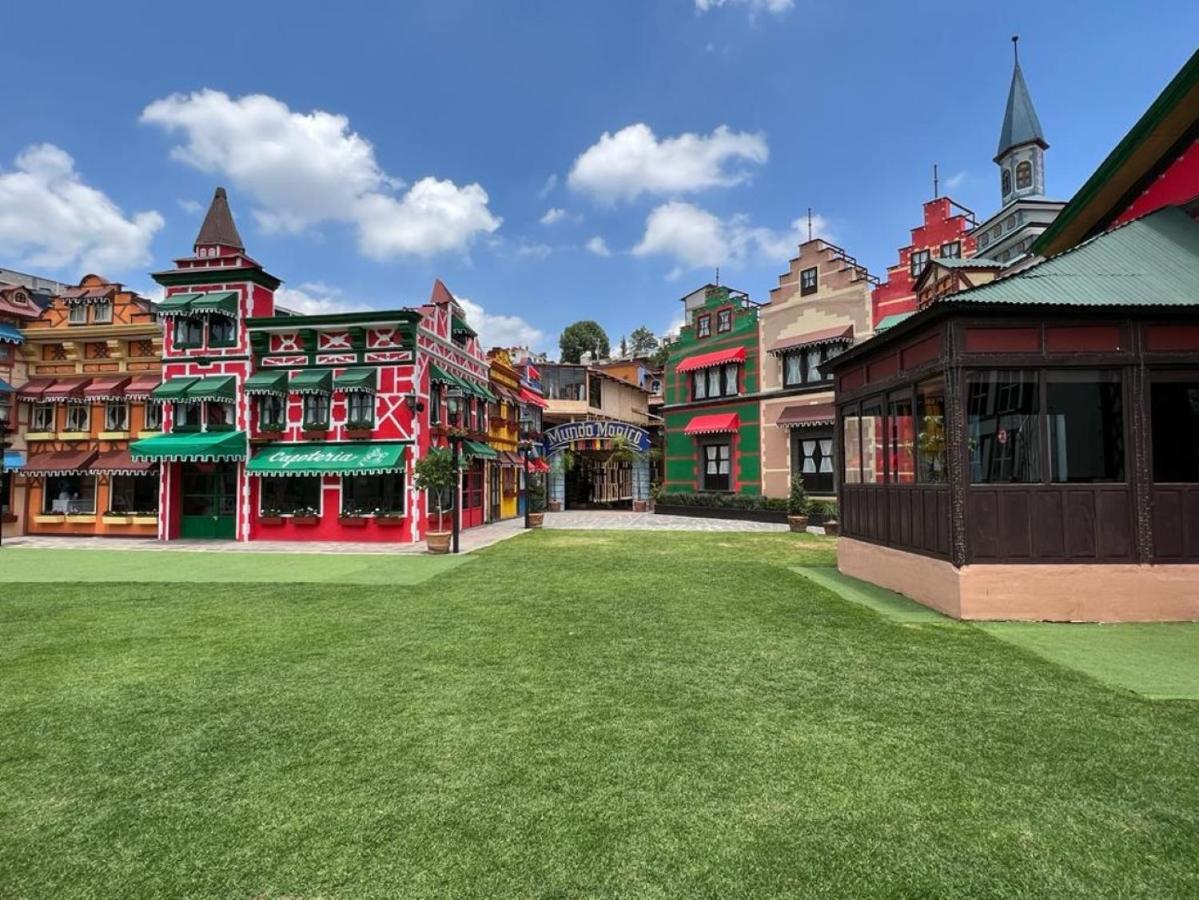 Villa Claus Inn Tlalpujahua de Rayón Kültér fotó